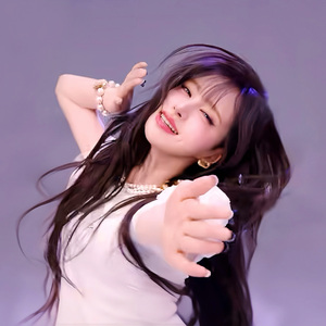 BLACKHOLE（翻自IVE）