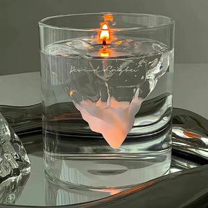 “玫瑰你拿才好看 大海和你才浪漫”