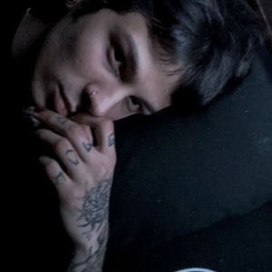 GözlerininİçindeHapsoldum