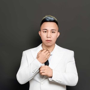 wayrana- 牙克甫江