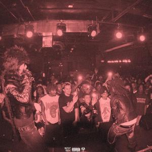 Redglasses (feat. Lil Novi)