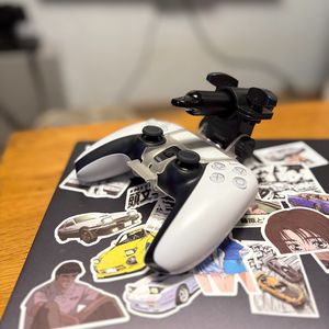 我独自用手柄对抗世界