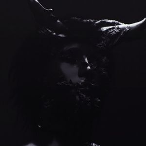 Hold me while Im dreaming