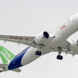 为祖国列队 词：廉海平 曲：李砚