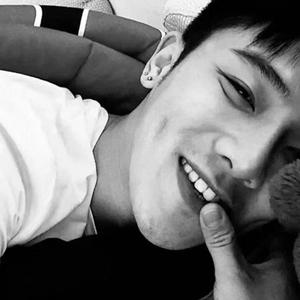 一生要走多远的路程_刘杰杰