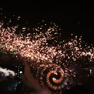 说不出的爱问心无愧