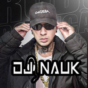 Mc Lobão Ela Escorrega no Meu Garoto (feat. MC LOBÃO, CAIQUE AP & DJ VINI ALVES)