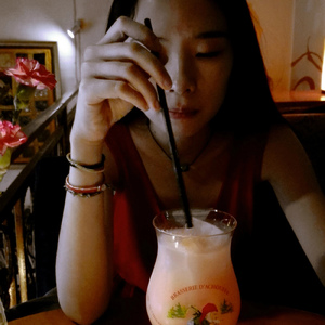 大山包围城中的恋人