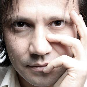 Karşıdan Fener Gelir