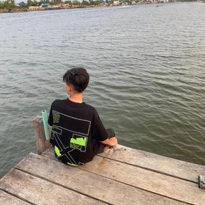 កុំបន្ទោសនាងអី Kom Bontus Neang Ey