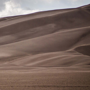 镜中的自己偶尔红妆
