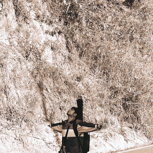 จะรอคนที่เขาไม่รักเธออีกนานไหม