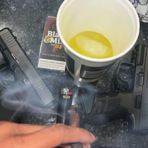 Glock 19 (feat. FatBoyGeezy)