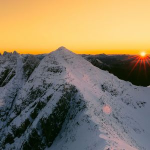 恰似情长古韵间