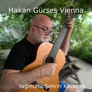 Yağmurlu Şehrin Kavalcısı