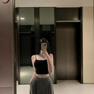 靠近我心口（抱紧我）