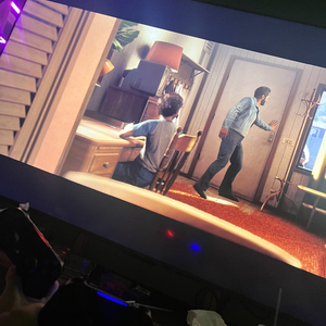 年少相识情比金坚