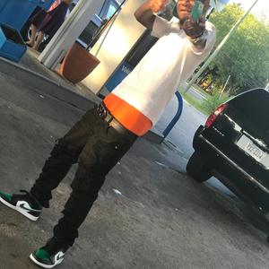 Nina (feat. SeanDaDon)