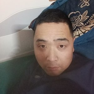 老树下的妈妈.wav