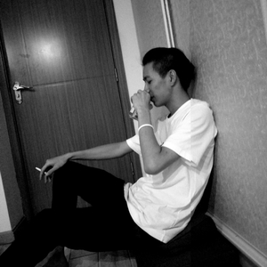 三十三个他（Prod.by Mozzie）