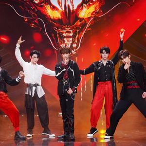 英雄Kick it (Live)（翻自 青春有你3）