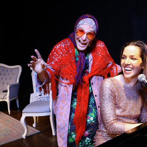 גברת רביע שיר פתיחה