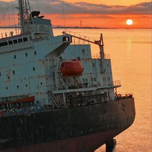 Fade away（Prod.by 蓝色缠绕海藻）