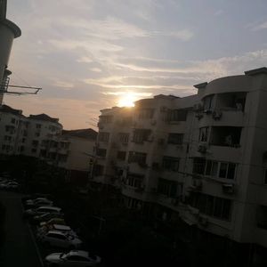 在路上【伴奏】