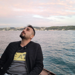 Gökyüzü Benim Yere Bakmam