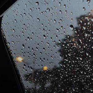 雨道（雨是神的烟花）