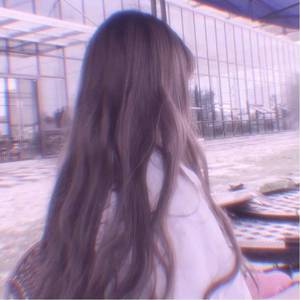 对不起我又把你当成她