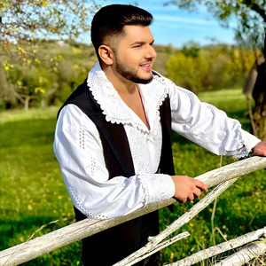 Teiule Cu Creanga-n Jos