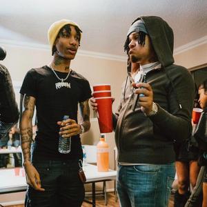 str33t famous (feat. huddy)