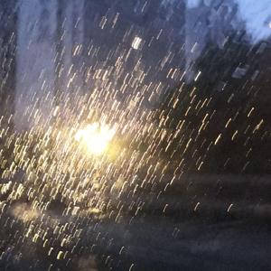 假装一秒钟(伴奏)