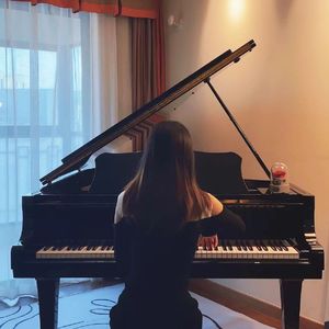 伊田惠美《月の明り》