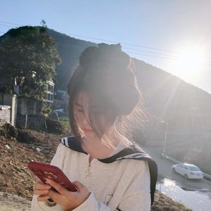 最甜的恋爱是有人陪你一起当小孩