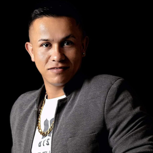 A Volar Que Ya Emplumo