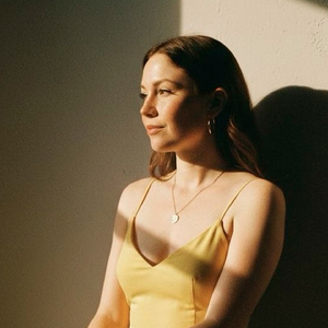 Ой чий то кінь стоїть