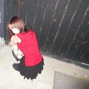 Moshpit (feat. luvjayy)