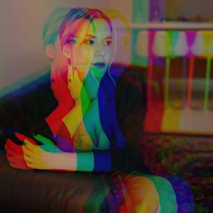 It's an impossible love