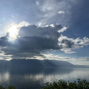 你的抱歉比你说爱我更熟练