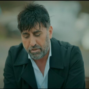 Mezarıma Bir Gül Bırak