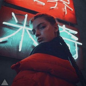 Neon Pulse