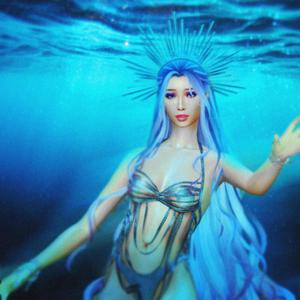 HOURGLASS (feat. Maya)