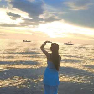 爱他又想离开他