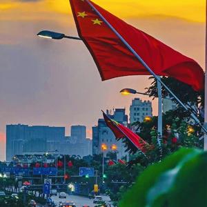 光荣写在军旗上