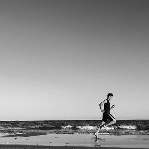 内燃 | Monday闷嘚版