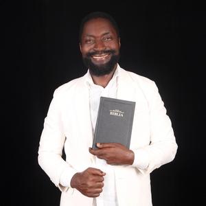 Wa kuabudiwa ni Wewe