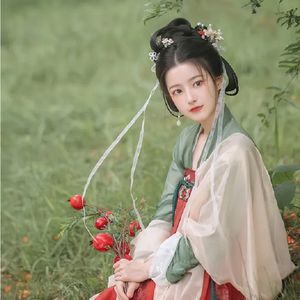 “你一句春不晚，我到了真江南“”