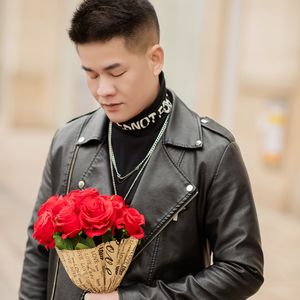 冷风在吹 寒夜在黑